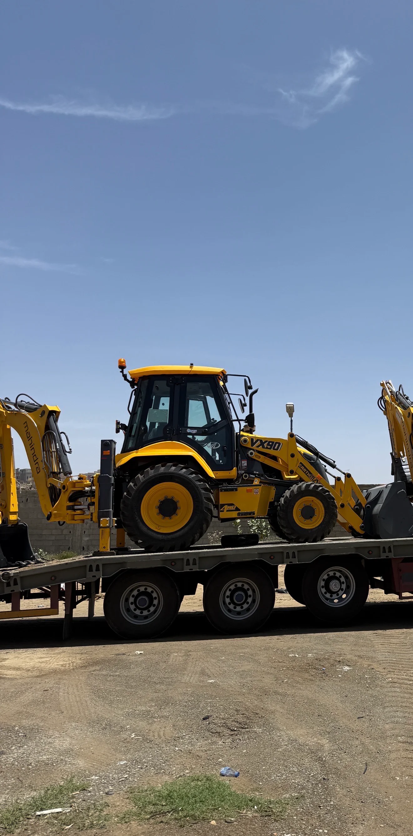 JCB Backhoe Loader - image 3