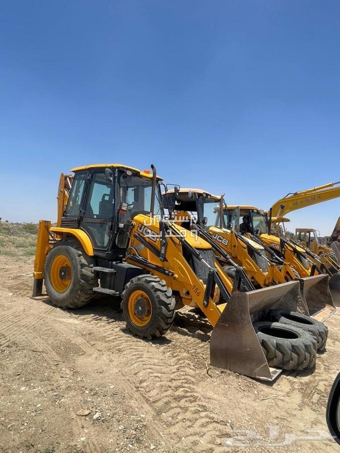JCB Backhoe Loader - image 4