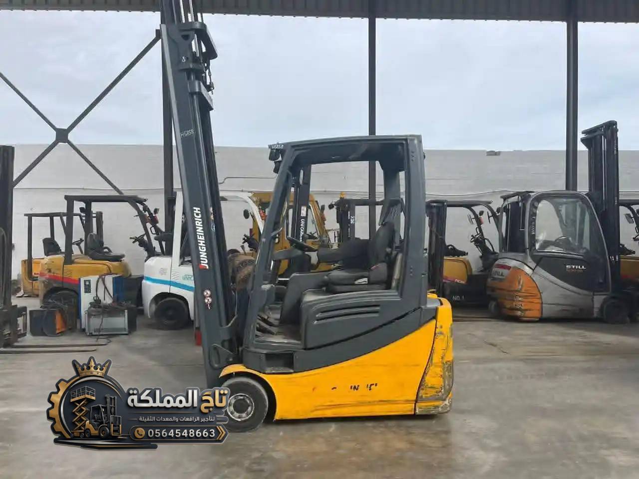 Forklift - image 5