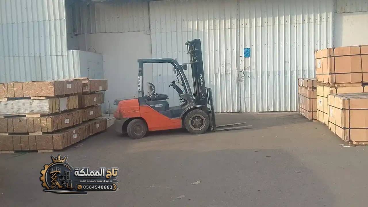 Forklift for rent in Dammam - image 2
