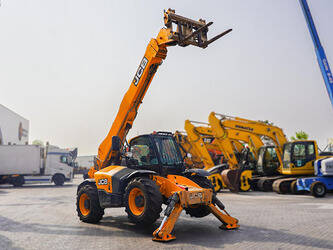 JCB 2 ton telescopic cranes