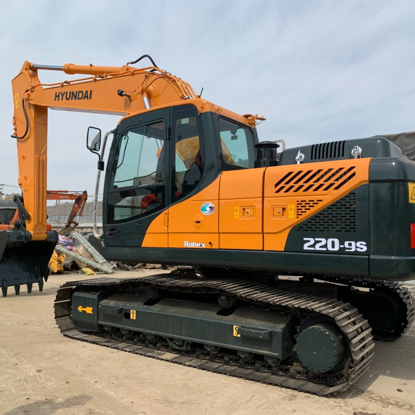12 Ton Excavator