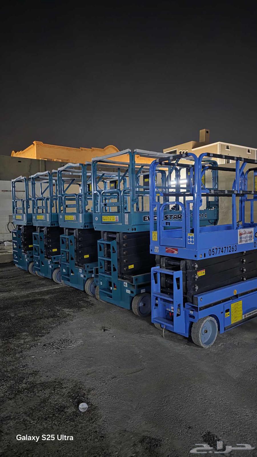 16 meter scissor lift for rent in Jeddah