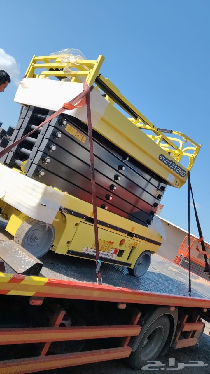12 meter scissor lift for rent in Jeddah