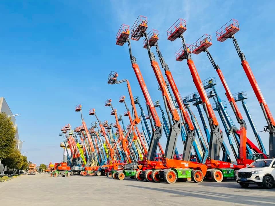 18 Meter Man Lift
