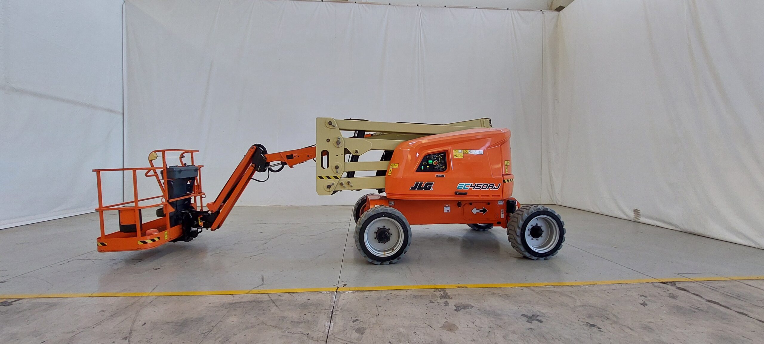 26 Meter Man Lift